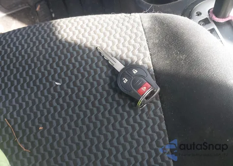 2015 Nissan Versa Note S (Sr)/S Plus/Sl/Sr/Sv z USA, uszkodzony, nr VIN 3N1CE2CP0FL379051